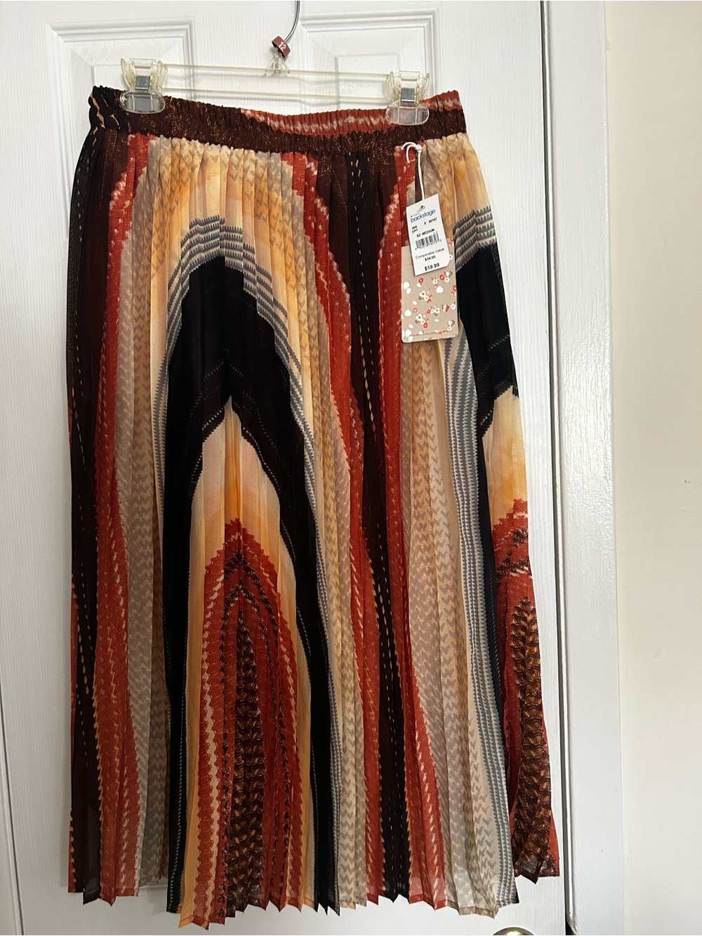 Pleated Midi Skirt in Rust, Black & Cream